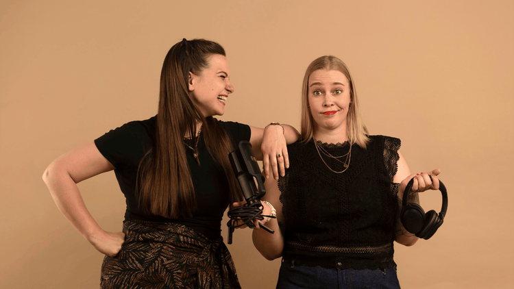 Moni & Vroni Der Bücherpodcast