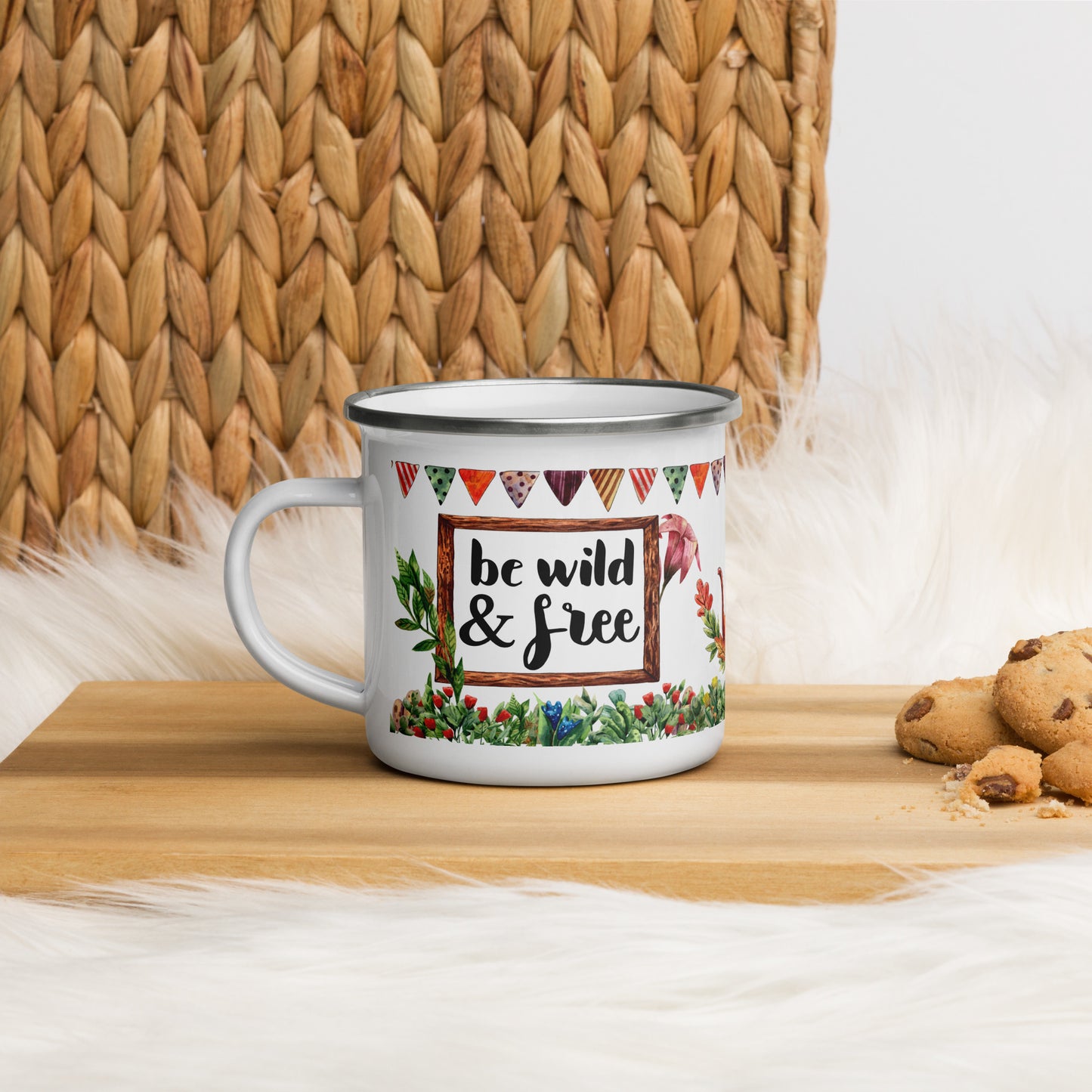 Be Wild and Free Emailletasse für Naturliebhaberinnen